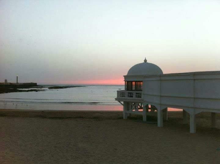 Los Patios De La Caleta Cádiz Exterior foto